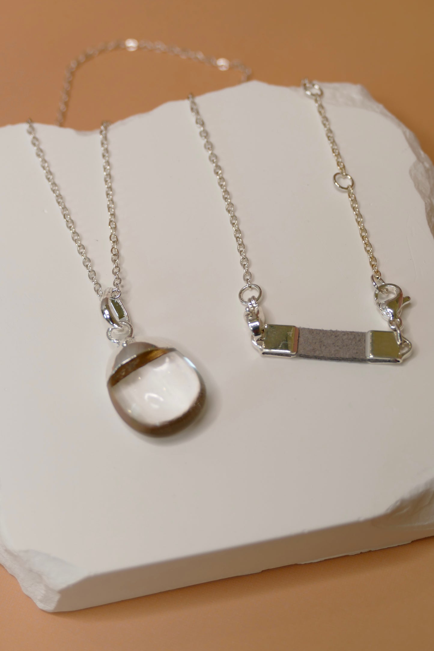 Polished Clear Quartz Diffusing Necklace