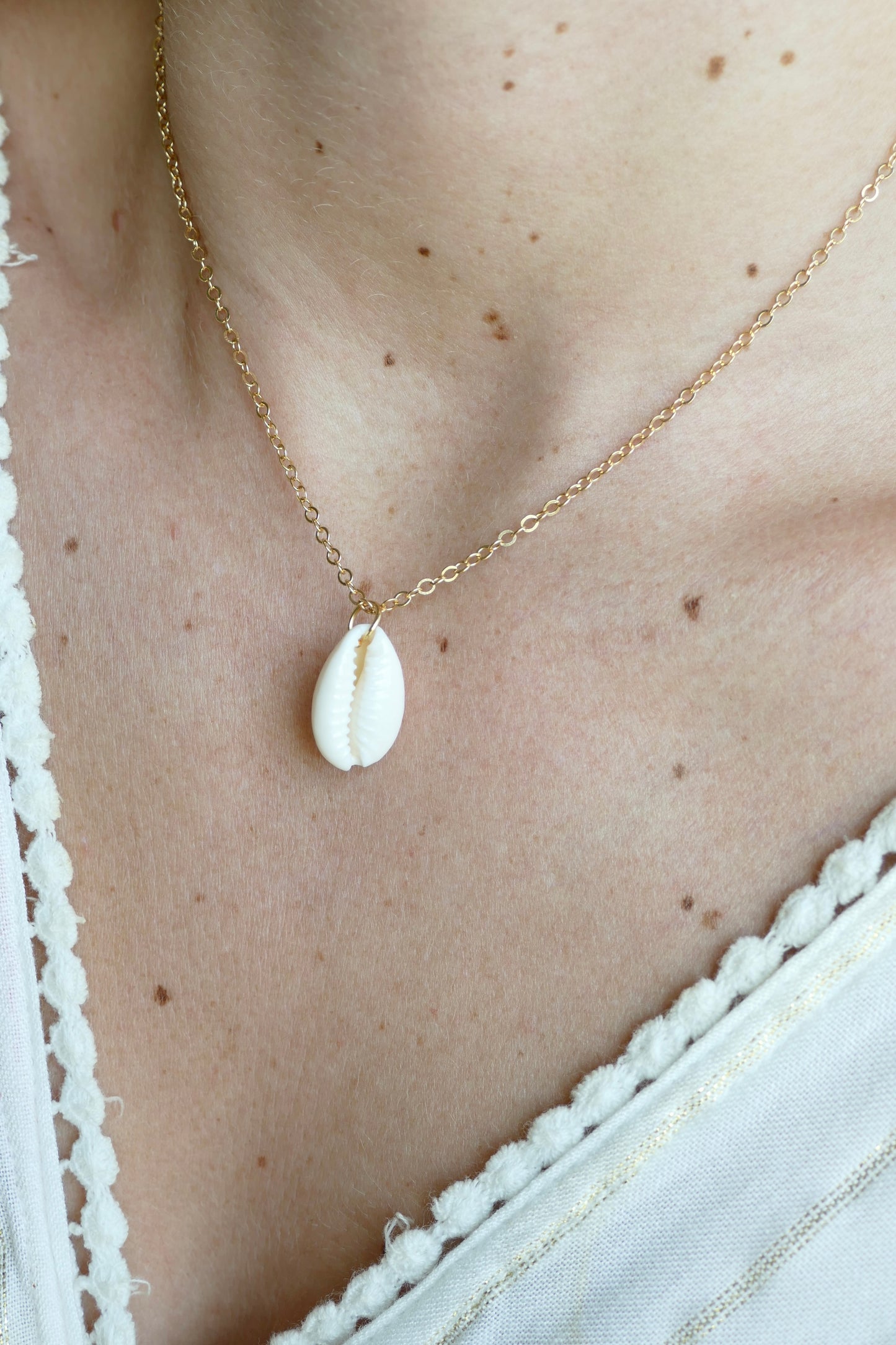 Summer Ocean’s Shell Diffusing Necklace