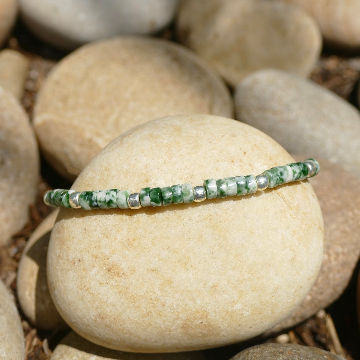 Heishi Bracelet- Green Spot and Silver beads