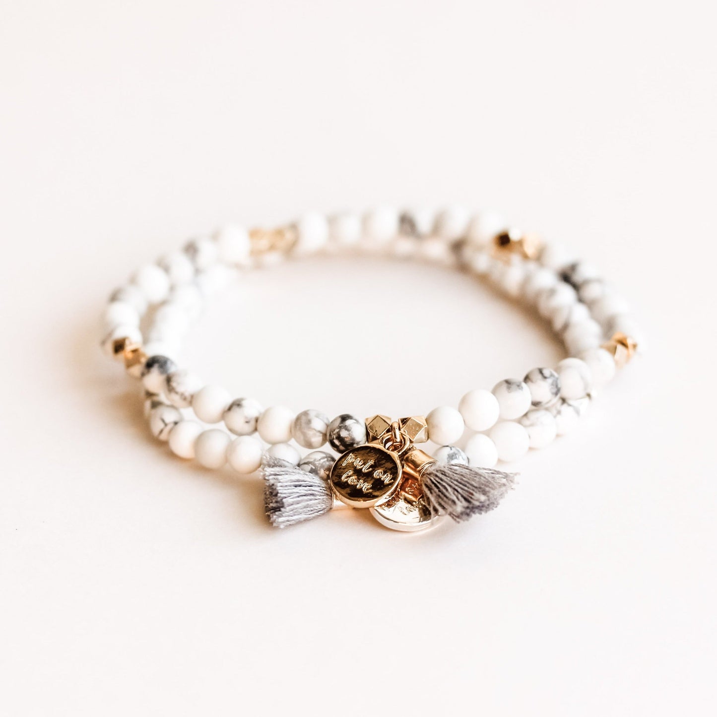 White Howlite Bead Diffusing Bracelet - Put on Love Designs