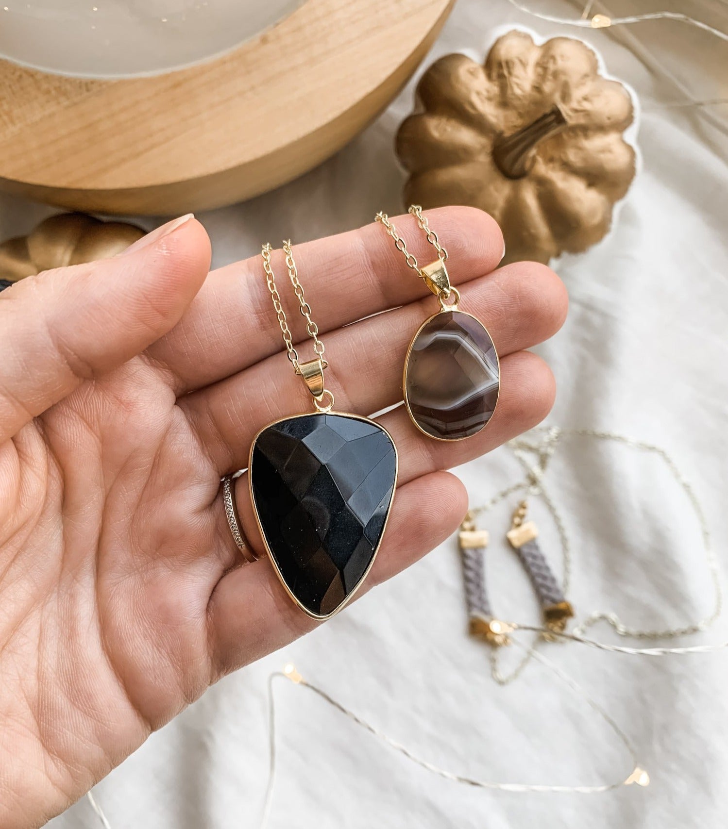 Black Agate Gemstone retailer Crystal Necklace